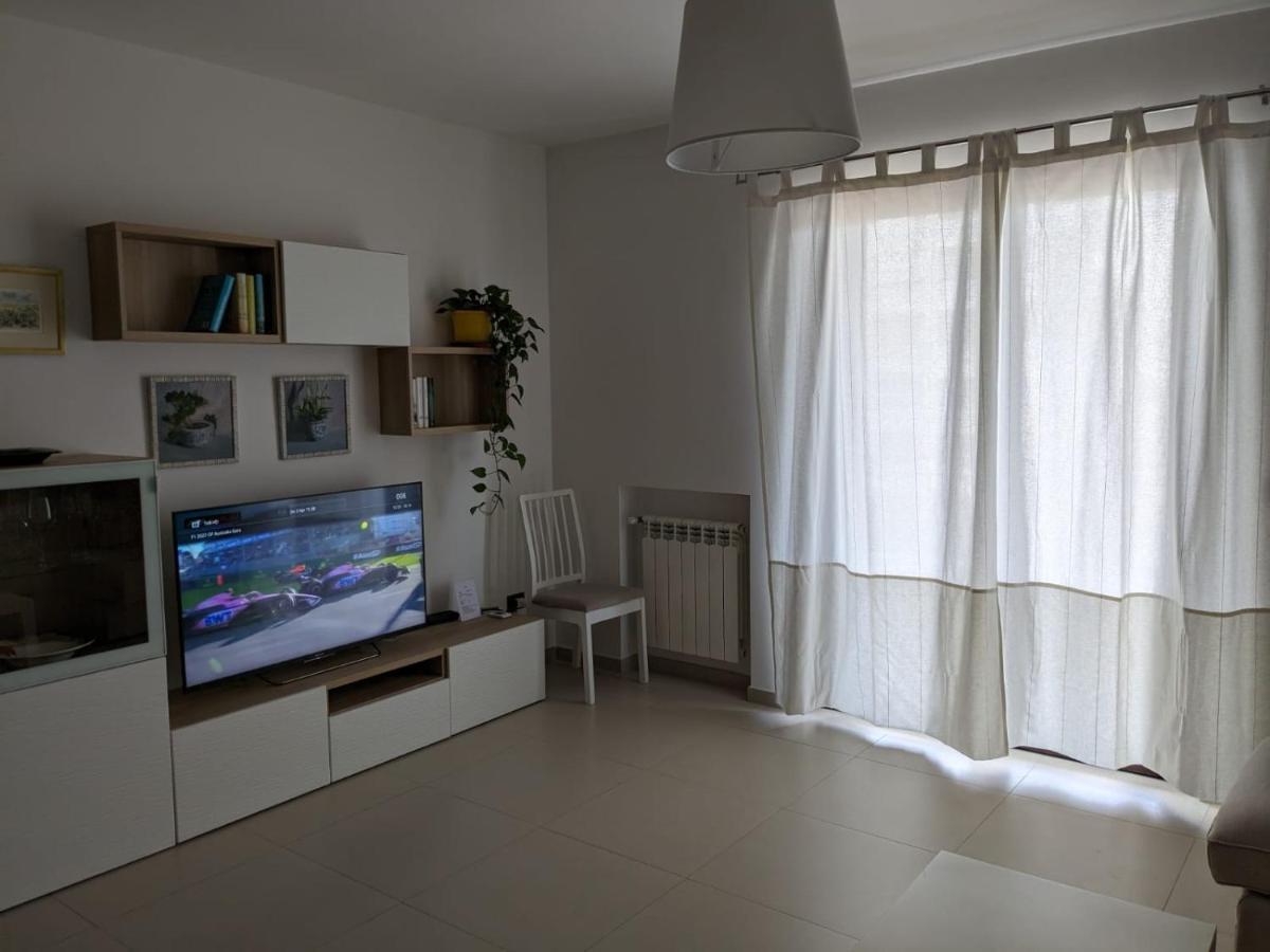 La Casa Dei Due Mari - Large Apartment With Parking Ταράντο Εξωτερικό φωτογραφία